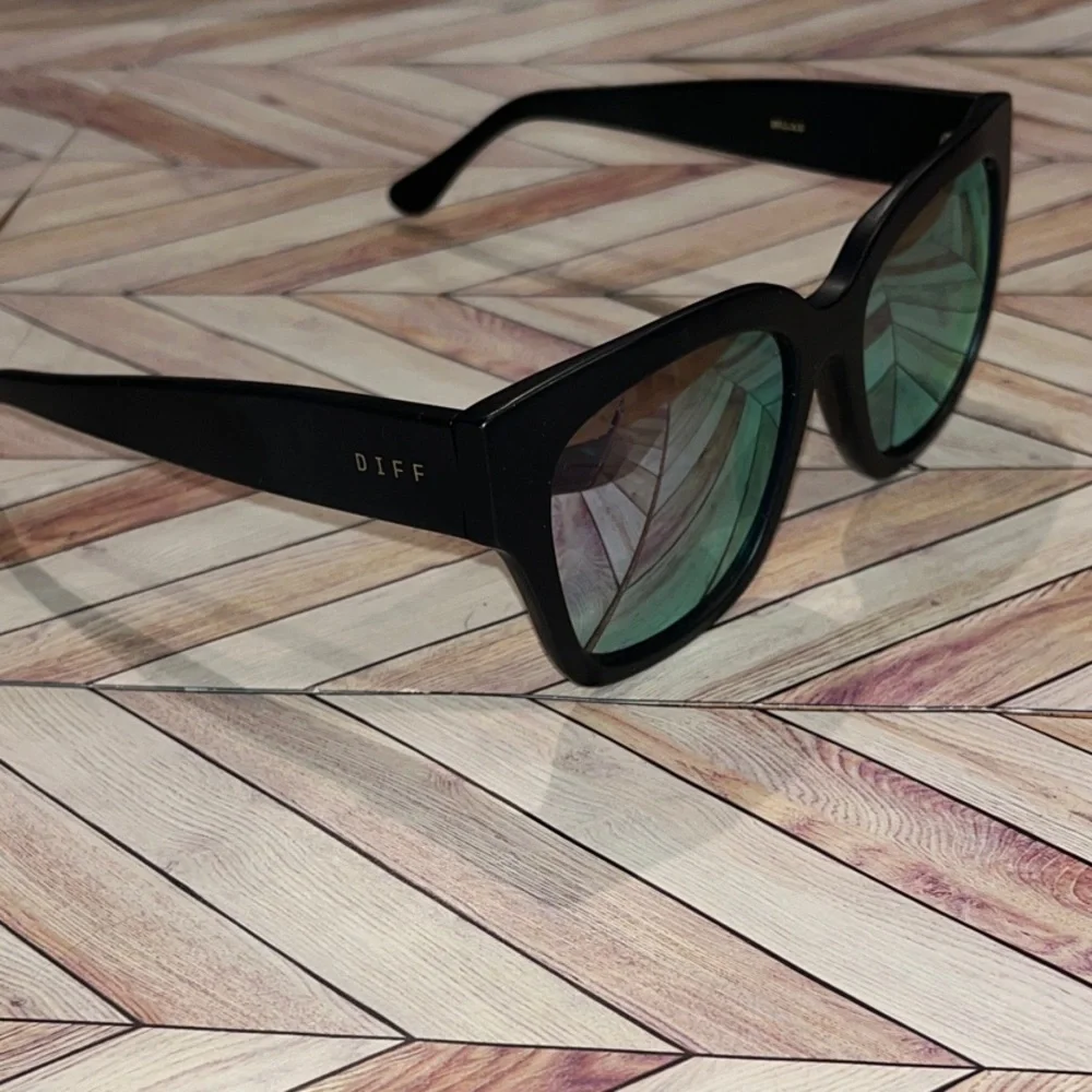 DIFF eyewear BELLA 2 oversized mirrored matte Black polarized Sunglasses
